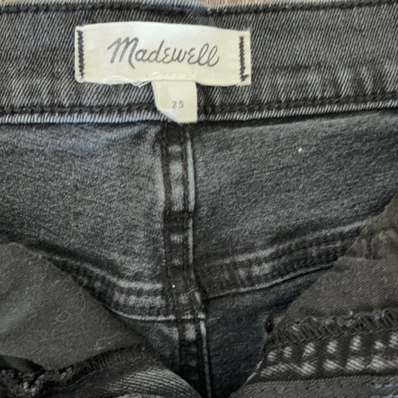 Madewell Drop-Hem Denim Short - Picture 3 of 3